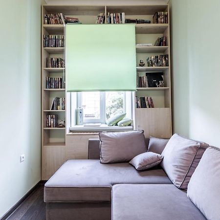 Modern Chaikovskogo Apartment Lviv Exterior photo